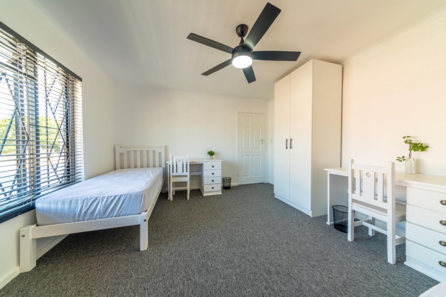 To Let 4 Bedroom Property for Rent in Idasvallei Western Cape